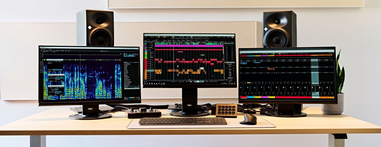Studio Banner