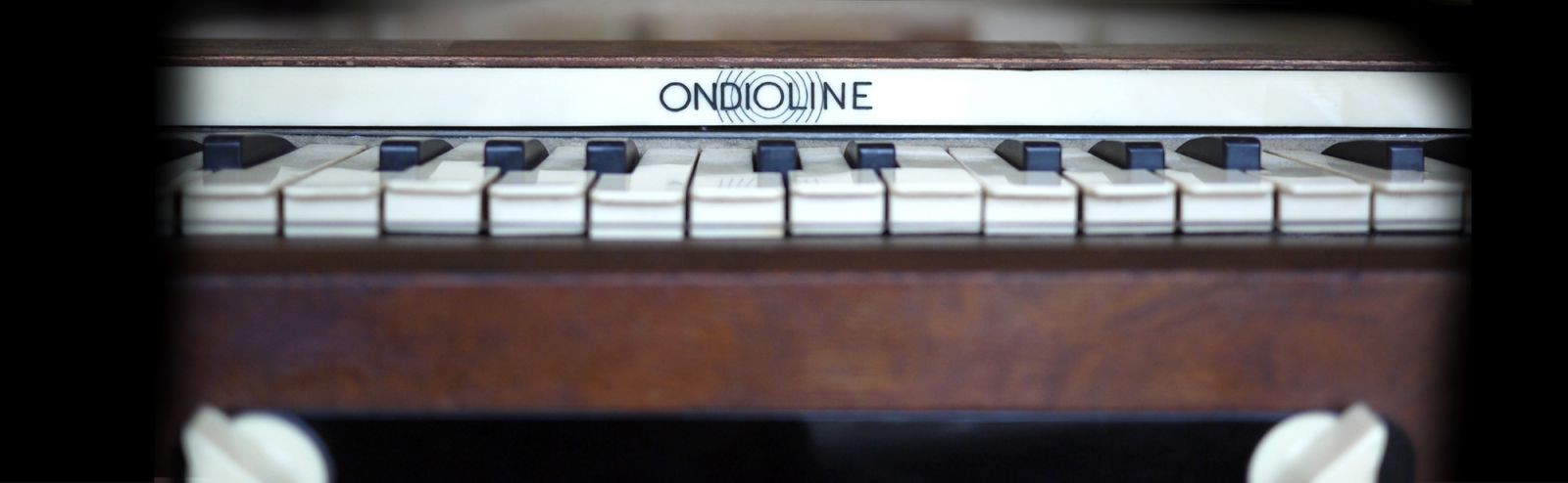 Ondioline Instrument